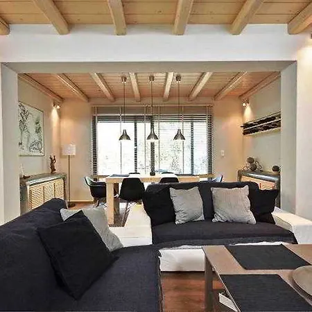 Delona Villa *