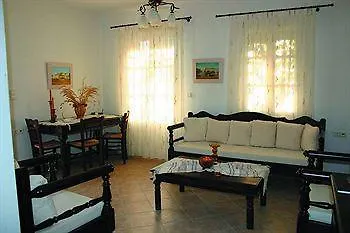 Delona Villa
