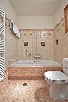 Villa Delona *