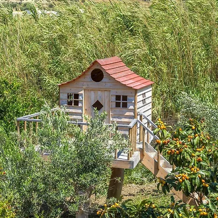 Delona Villa *